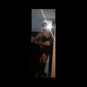 Meet your Posher, Abigail